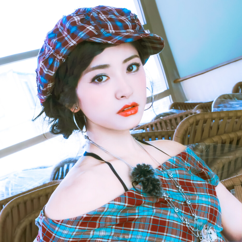 ʕ⸝⸝⸝˙Ⱉ˙ʔ ♡