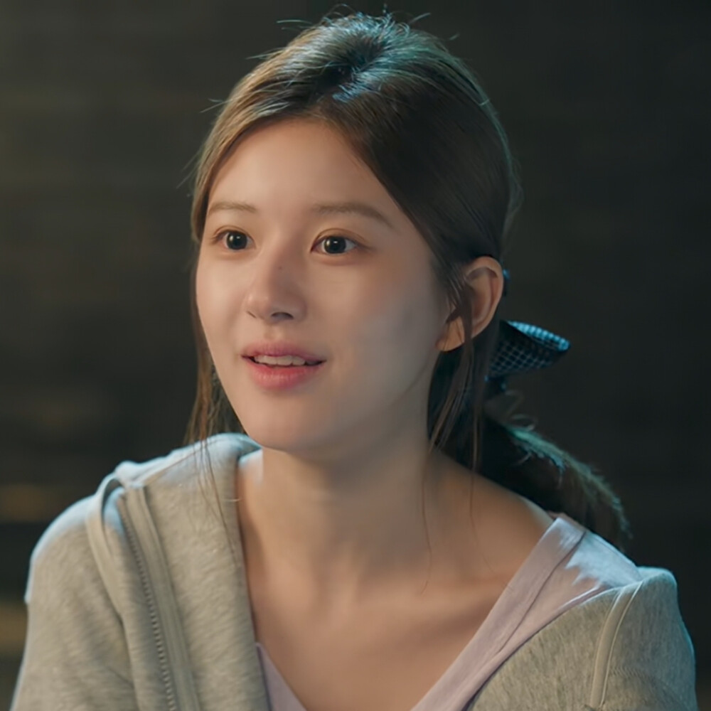 赵露思
许我耀眼