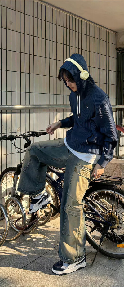 小猫改不了吃小鱼干ᗦ↞︎◃︎