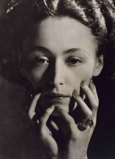 Nusch Éluard