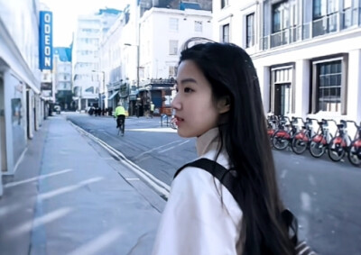 卢昱晓