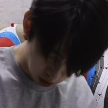 蒋易