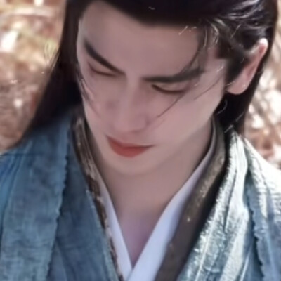 张凌赫