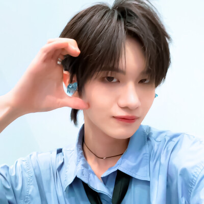 ✿ ꉂ ･ ･ ☆
