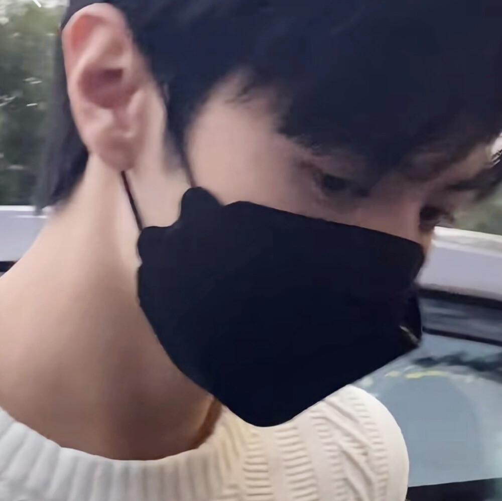 你还不能接受听不到我虚弱的请求