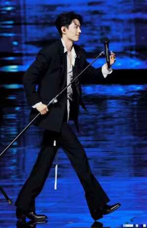 #肖战2025湾区升明月#