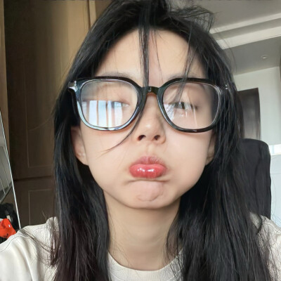 女头