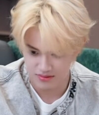 ₍₍ ◝(・ω・)◟ ⁾⁾