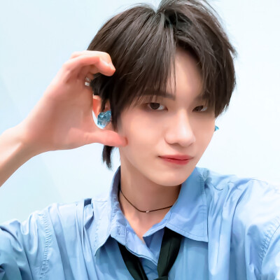 ✿ ꉂ ･ ･ ☆
