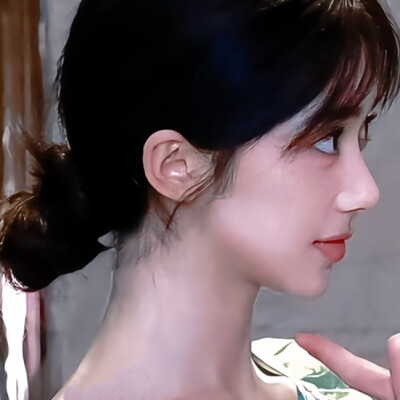 给你十二封爱的秘密