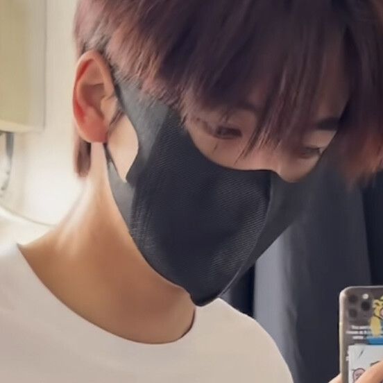 一点点痛的感觉加上