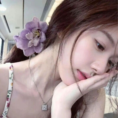 女头