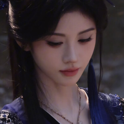 鞠婧祎