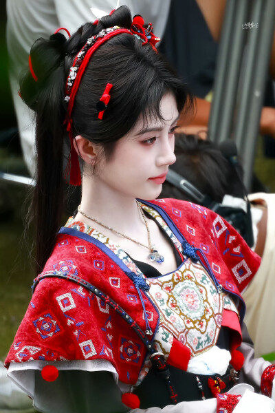 鞠婧祎