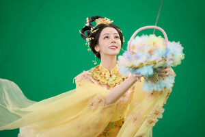 迪丽热巴河南卫视中秋奇妙游
迪丽热巴嫦娥造型2025.10.5