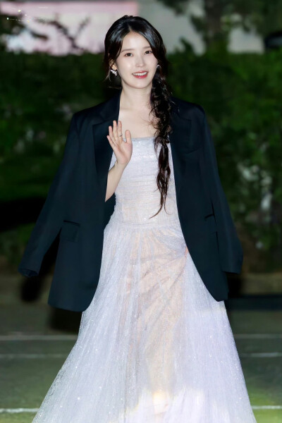 iu