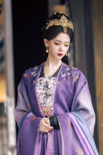 照镜辞