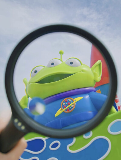 皮克斯 玩具总动员 三眼仔 抱抱龙