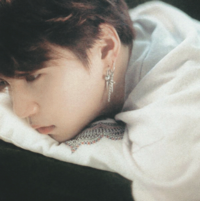 你像世界为了让我活着抛出来的诱饵