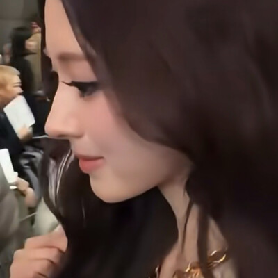 我认识你，我永远都记得你，那时候人人都说你很年轻