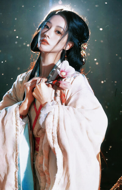 朱丽岚