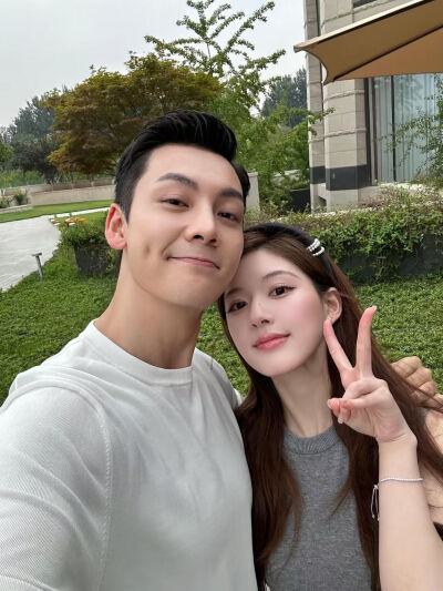 双A夫妇壁纸 我不允许还有人没看过许我耀眼