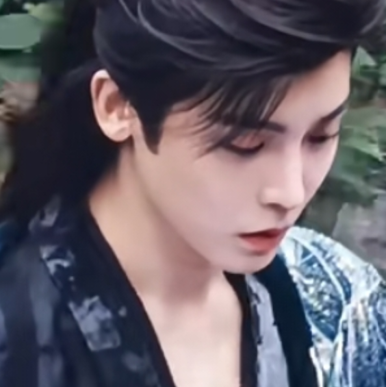 谁与我共赴入青云