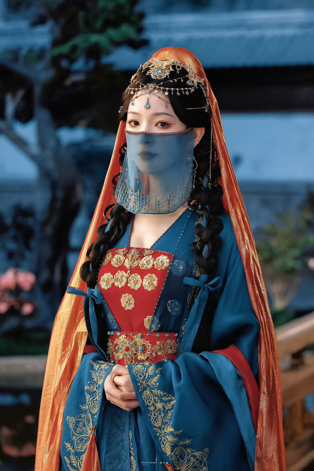 照镜辞