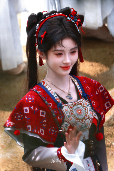 鞠婧祎