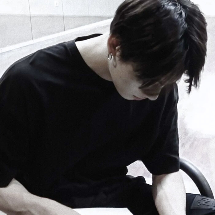 你不在的日子我凑活过