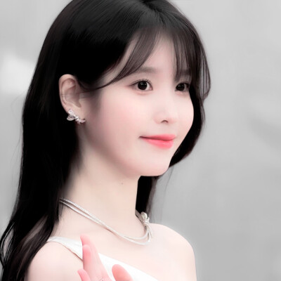 ：灰白调，风铃的初次悸动 