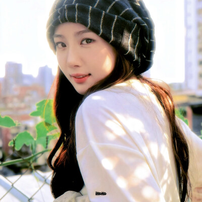 卢昱晓头像