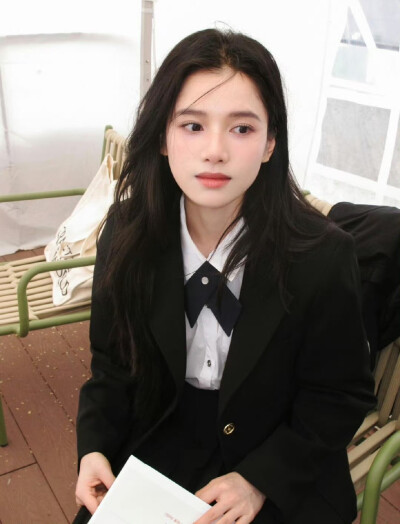 张婧仪