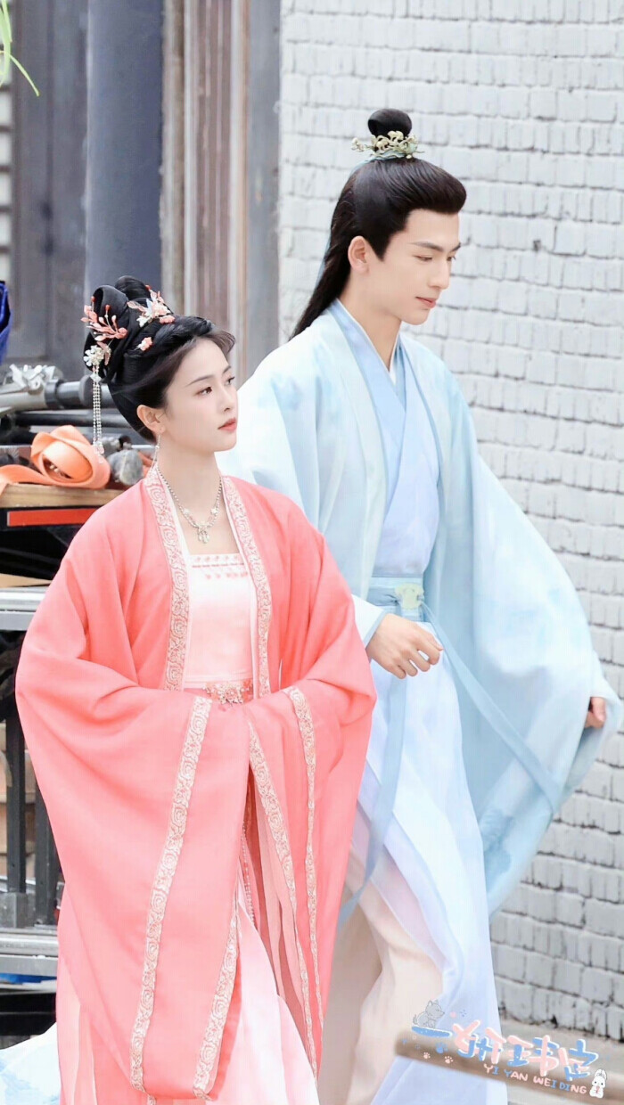 宁安如梦 危宁写诗
谢危 张凌赫 姜雪宁 白鹿