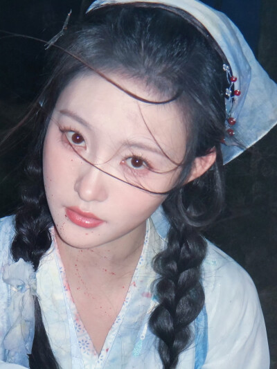 一笑随歌 凌雪影 辛凯丽