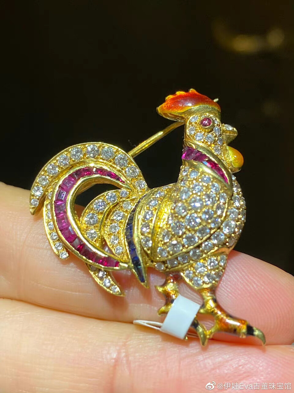 鸟形古董珠宝