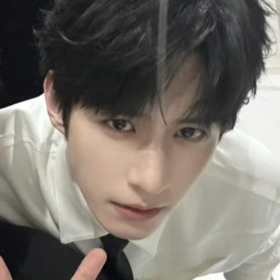 我真觉得这张帅炸了特别的给