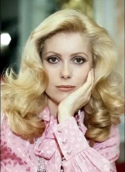 Catherine Deneuve 