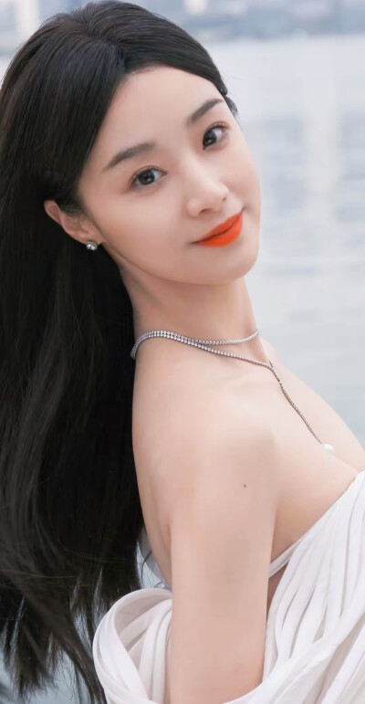 王小亿