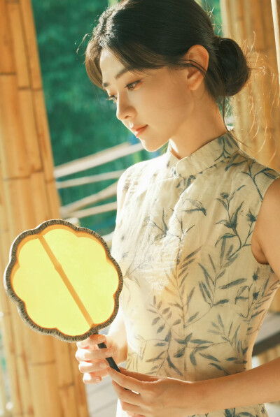 梁洁