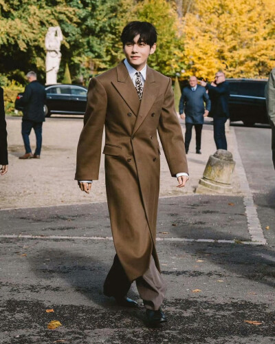 251005
voguefrance ins更新泰亨相关