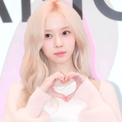 金玟庭套图可二改9p 注明春山决