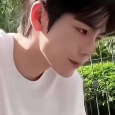 你改了状态好像在说爱
