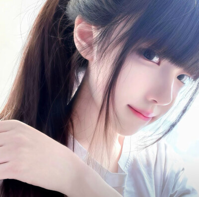 恐怕此人的颜值在我之上