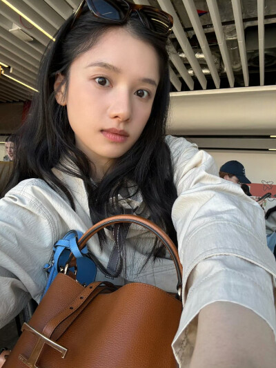 张婧仪