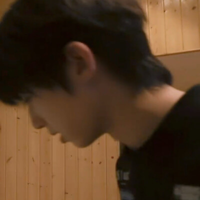 有点糊