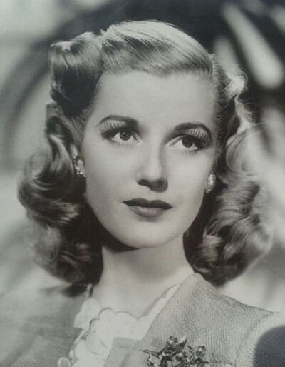 Anita Louise