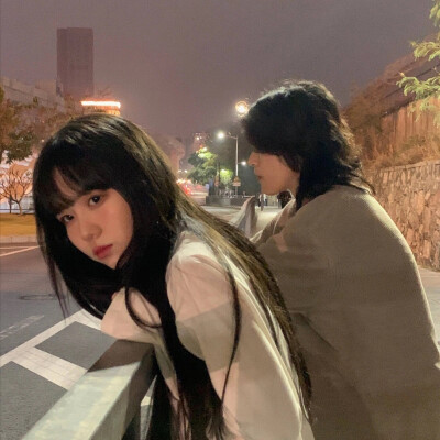 双女主（侵删）