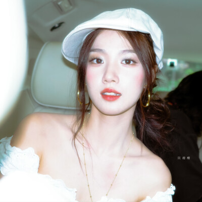 卢昱晓