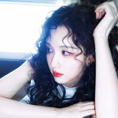 陈都灵